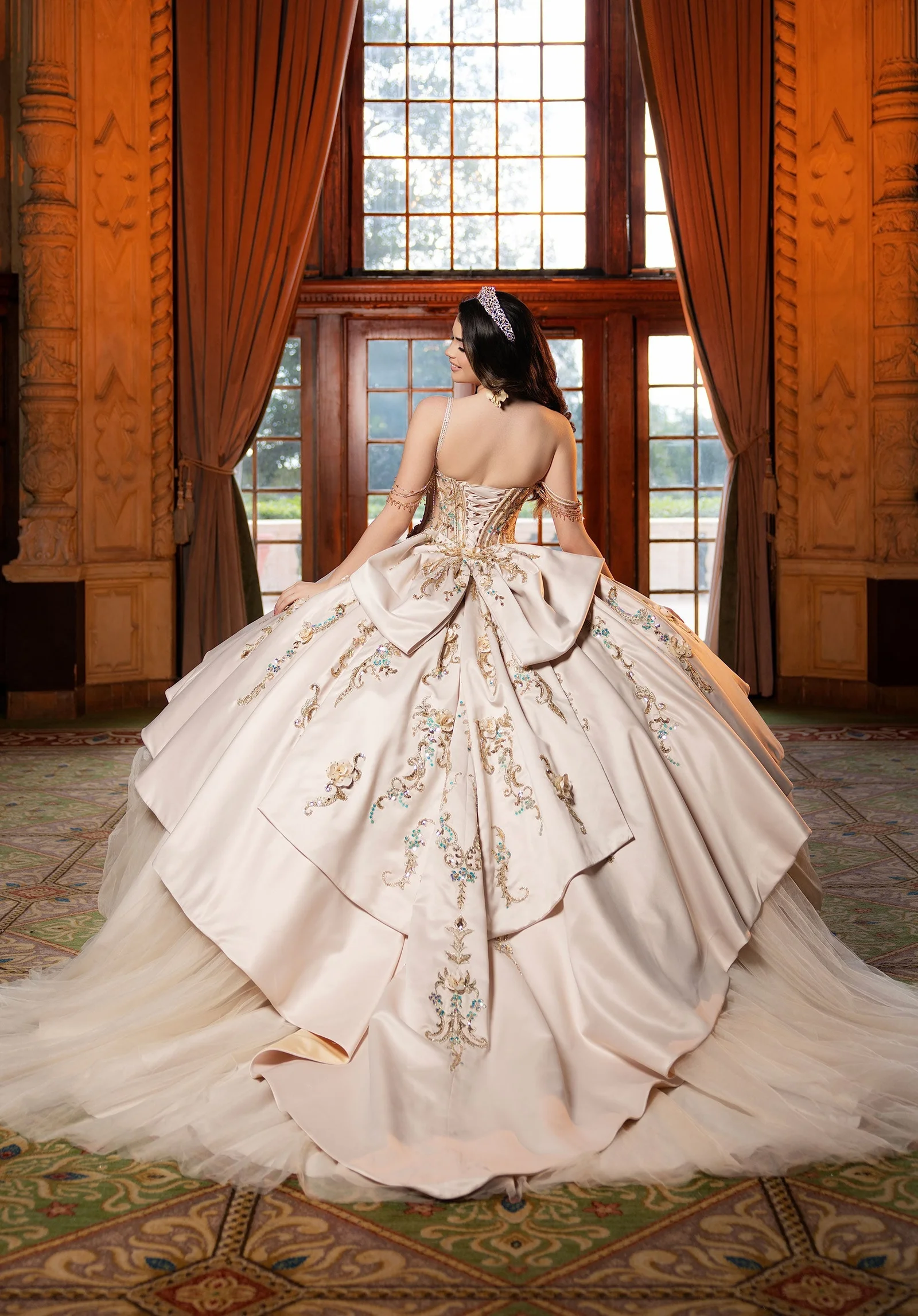 Style 4080042